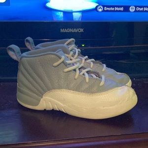 [TD] Jordan 12 strath grey